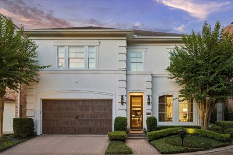 2623 Sutton Court